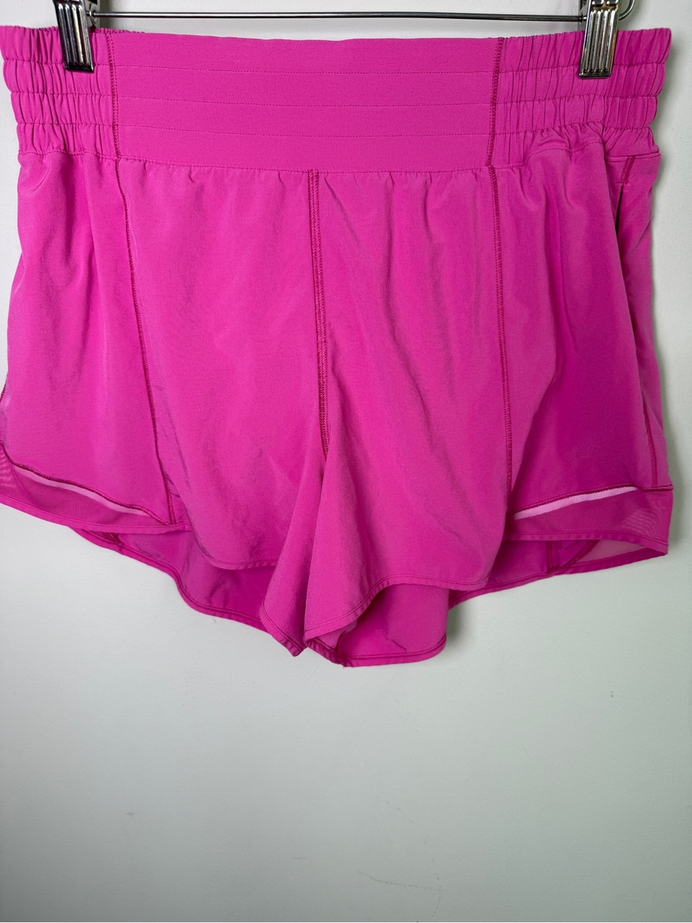 Lululemon Hotty Hot High-Rise Lined Running Shorts Pink Sz 8